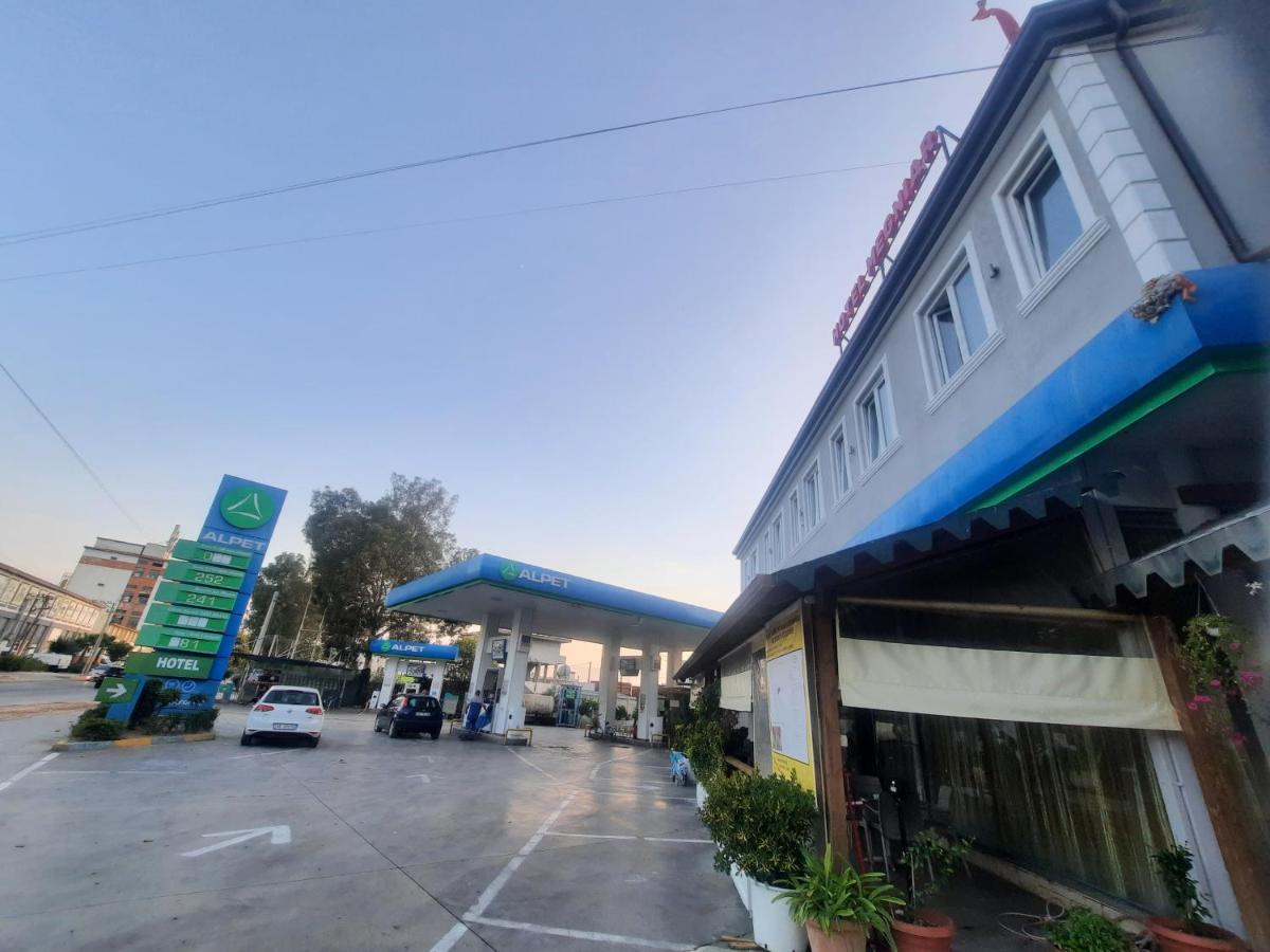 Hotel Megniar 3*