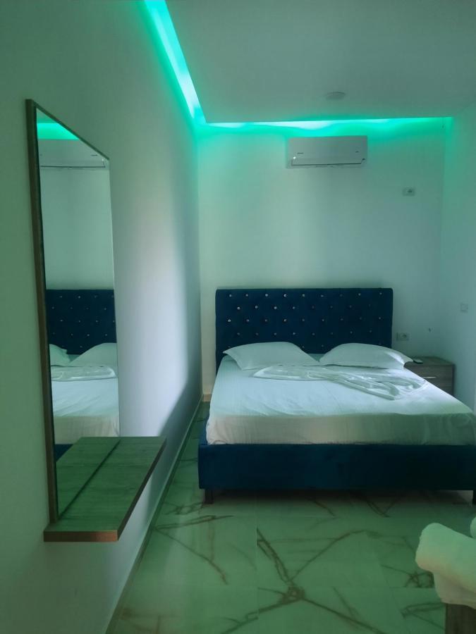 Megniar Hotel