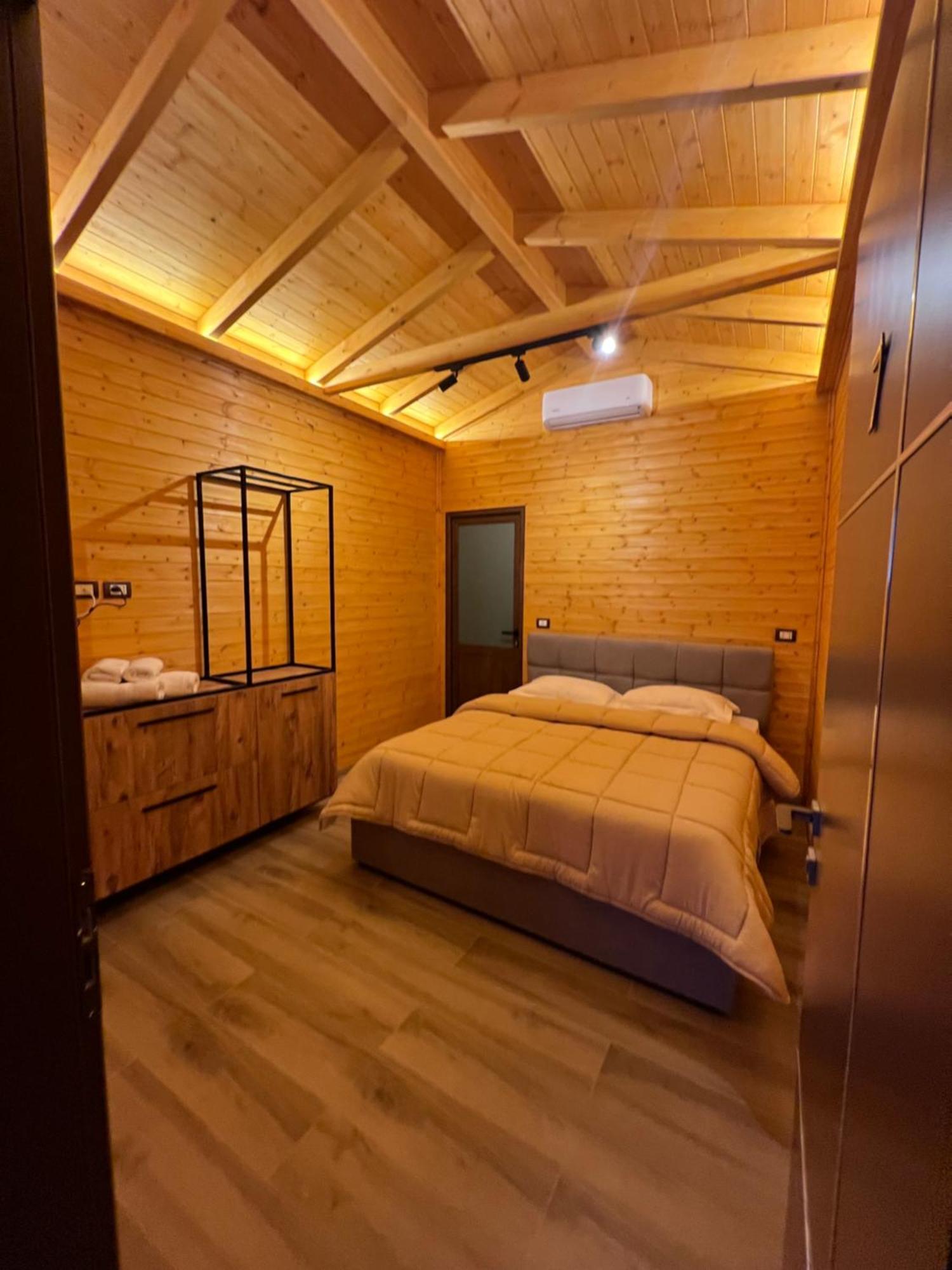 Hotel Megniar 3*