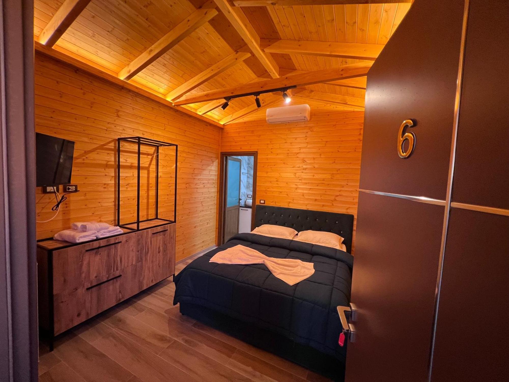 Hotel Megniar 3*